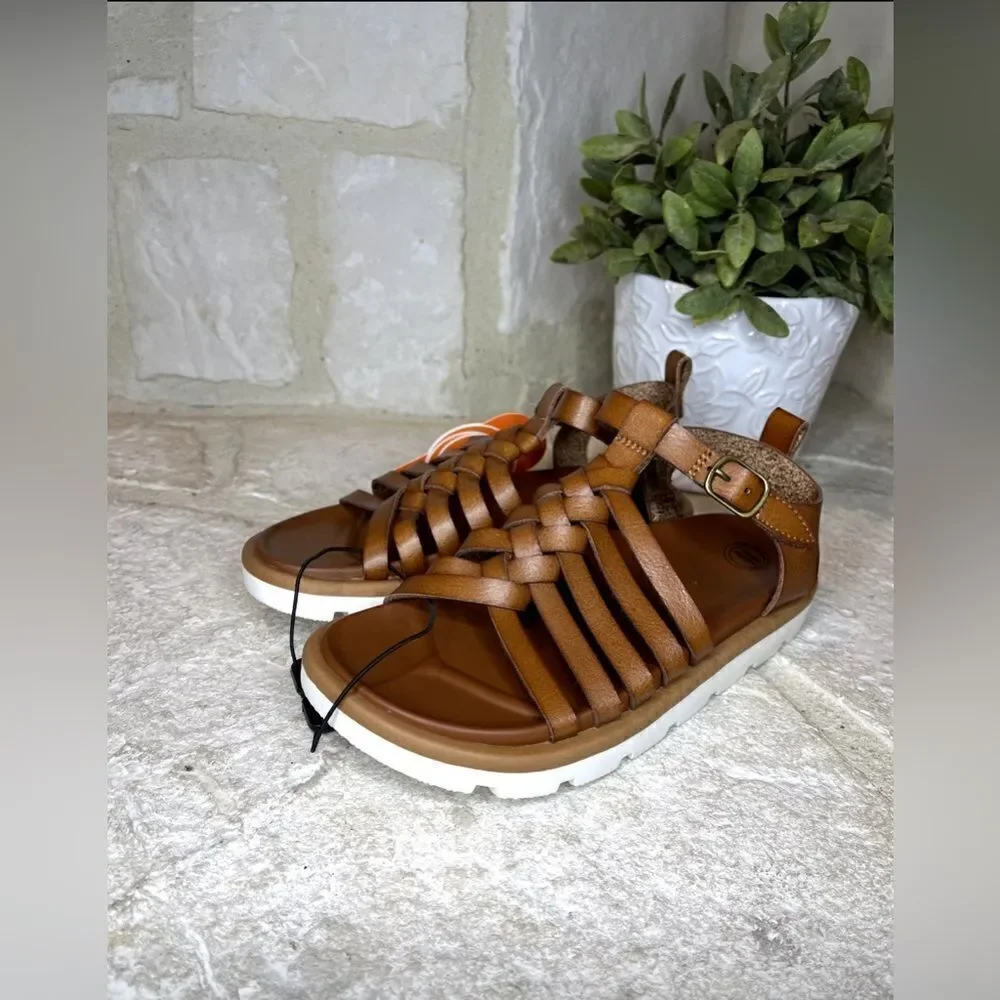 Wonder Nation Brown gladiator sandals sz 13